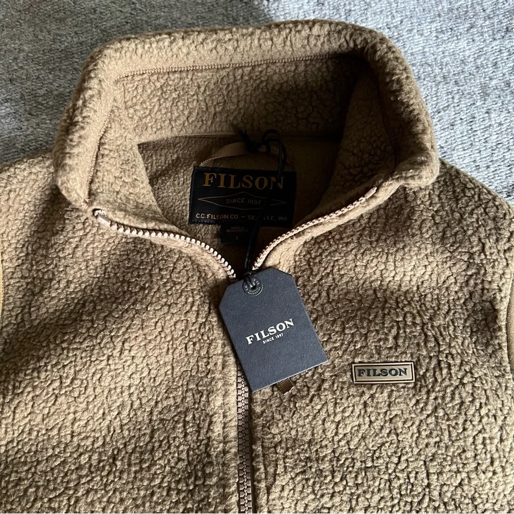 Filson Sherpa Vest - Picture 3 of 12